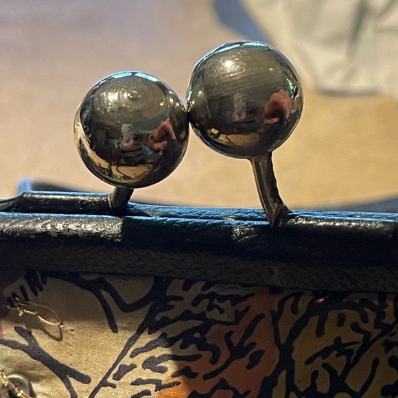 ‼️Vintage MARY FRANCES HANDBAG- EXCELLENT CONDITION! ‼️LOW PRICE‼️ - Picture 9 of 12